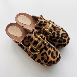 Boden NWOT leopard calf hair clogs